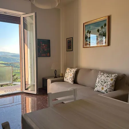 Ξενοδοχείο με διαμερίσματα Pineta *