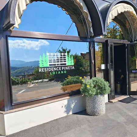 Pineta Lejlighedshotel