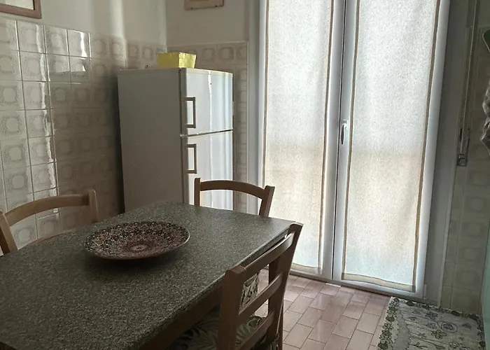 Ξενοδοχείο με διαμερίσματα Pineta